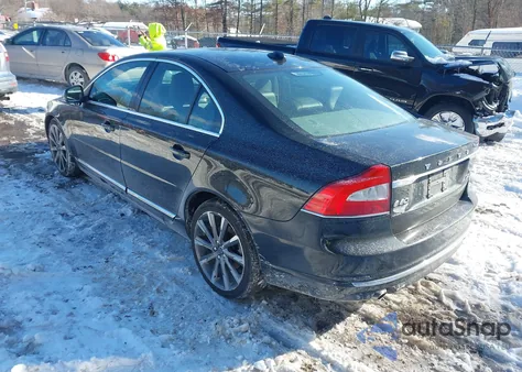 2015 Volvo S80 T6 from USA, damaged, VIN YV1902MK7F1189841